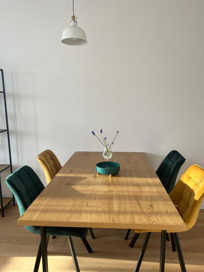 New Downtown Apartment Couple Minute From The Old Town Братислава Экстерьер фото