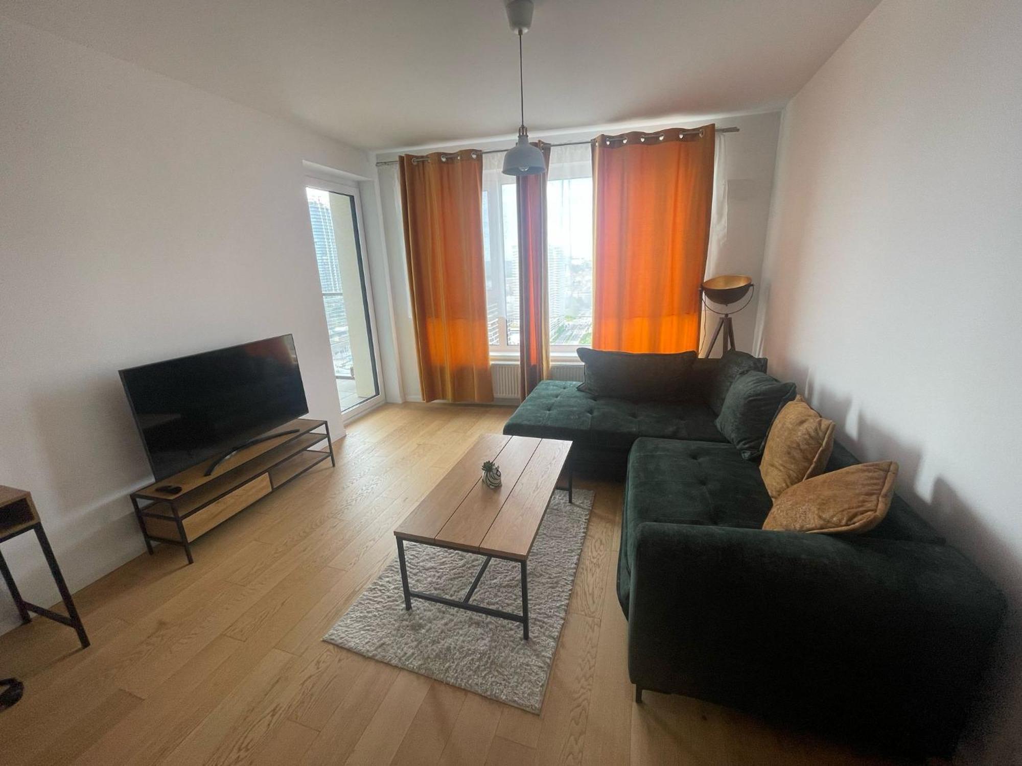 New Downtown Apartment Couple Minute From The Old Town Братислава Экстерьер фото